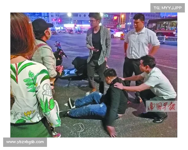 武汉场伴舞抱稳事件引发热议 网友调侃一抱还一报再成焦点 武汉场伴舞抱稳事件引发热议 网友调侃一抱还一报再成焦点